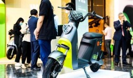 雅迪新品最新爆料视频,揭秘最新爆料视频中的科技与时尚融合